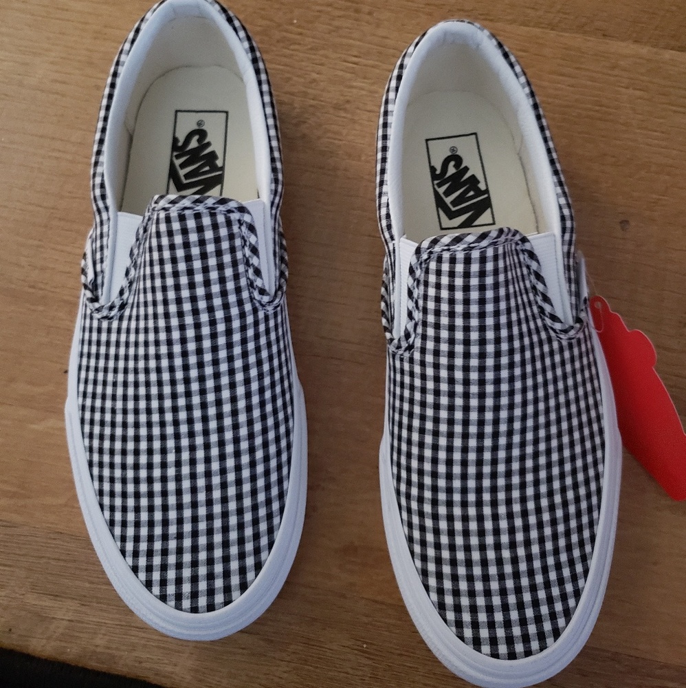 Van's gingham size 7.5